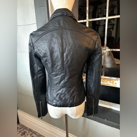 Free People Black Moto Vegan Leather Motorcycle Jacket Womens Size 2 - Picture 7 of 10